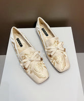 Neu Retro Schwarz Bestickt Flache Füße Schuhe Fuzzy Wolle